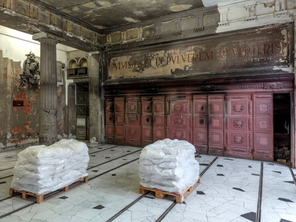 Milano Art week 2022. Allestita al Monumentale l'opera 