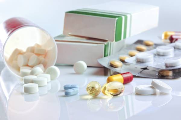 105 farmaci più dannosi che benefici: ecco la lista completa