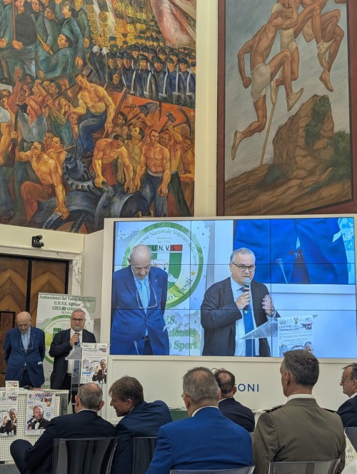 Il Prof. Mario Carta insignito del Premio Internaz...