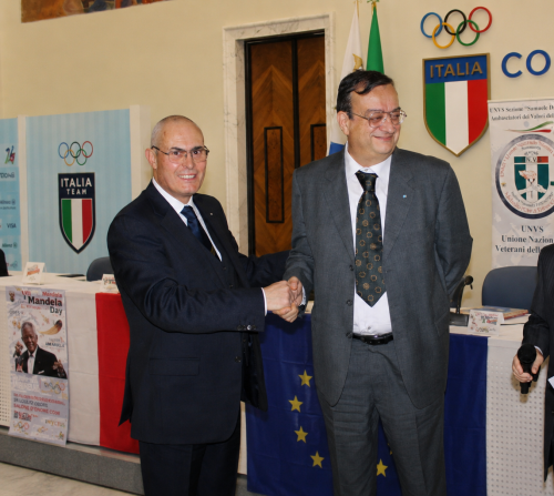 Il Professor Roberto Cardarelli, Fisico, insignito...